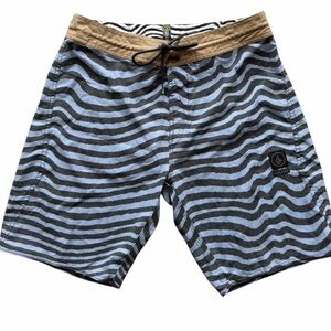 Volcom Men's Wavy Black and Gray Board Shorts